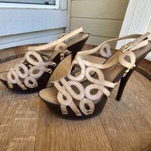 Jessica Simpson Cognac / Tan Leather Stud Platform Beautiful